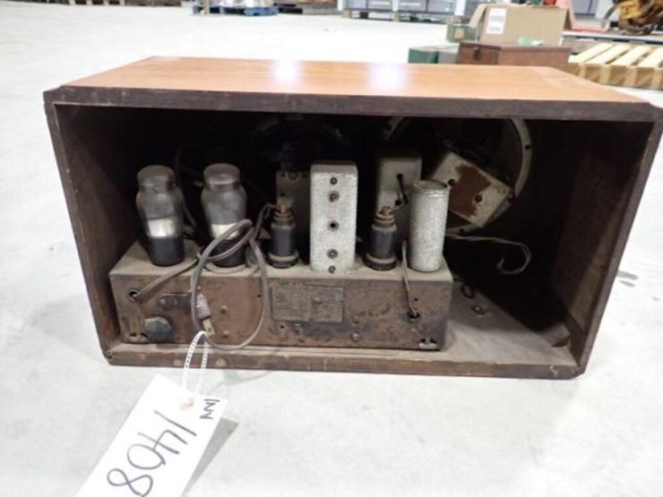 vintage-stromberg-carlson-triple-range-radio-image-8