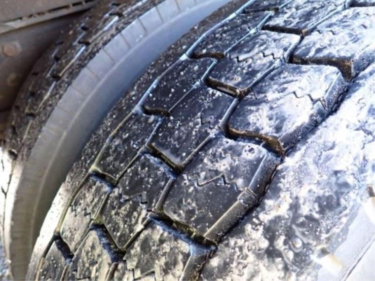 2015-freightliner-mt55-image-77