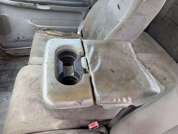 2004-ford-f450-image-40