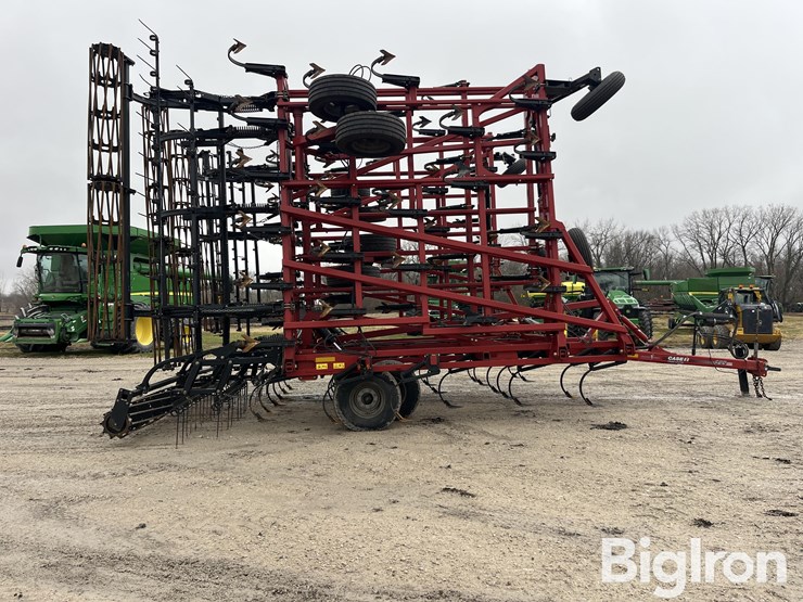 2017-case-ih-255-image-4