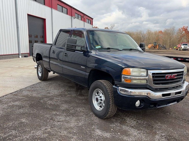 2006-gmc-2500-image-2