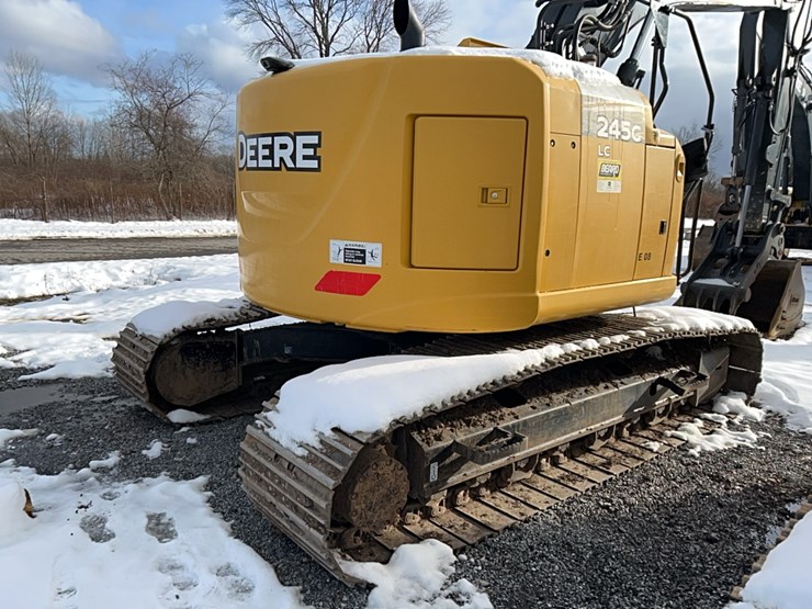 2020-john-deere-2020-image-15