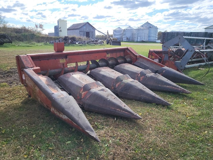 massey-ferguson-1144-image-3