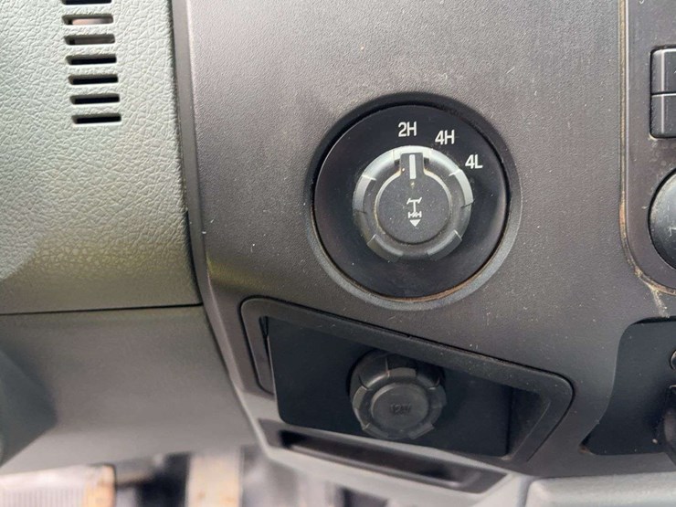 2011-ford-f250-image-33