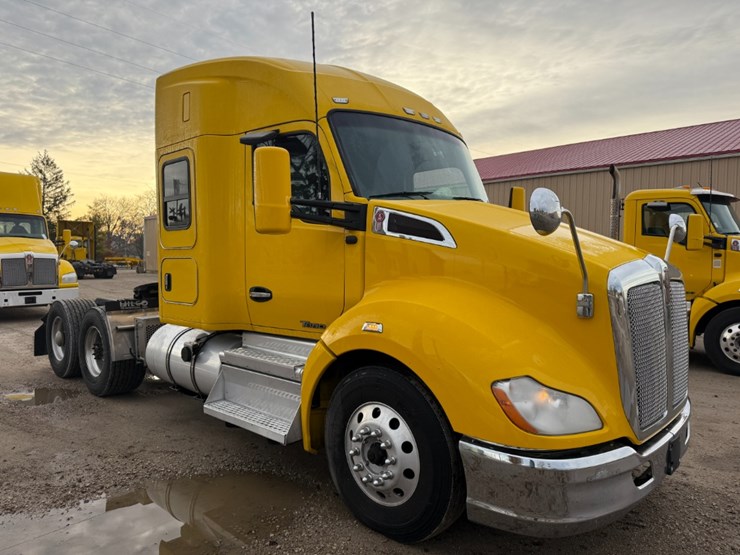 2020-kenworth-t680-image-2