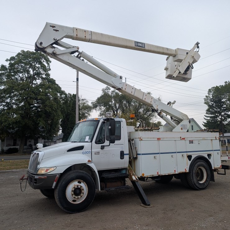 INTERNATIONAL DURASTAR 4300