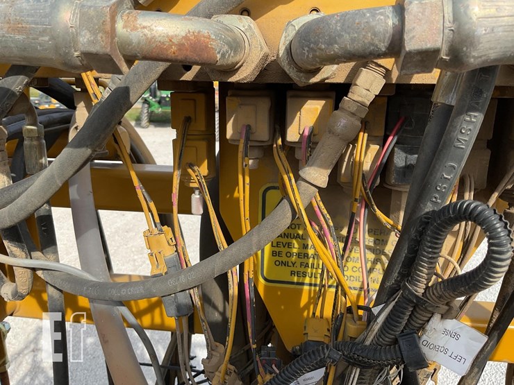 ag-chem-rogator-854-image-43