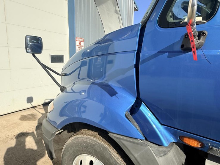 2017-international-prostar-image-6