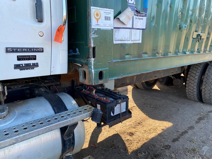 #205-•-2004-sterling-grapple-truck-(has-wi-title)-(chetek,-wi)-image-19