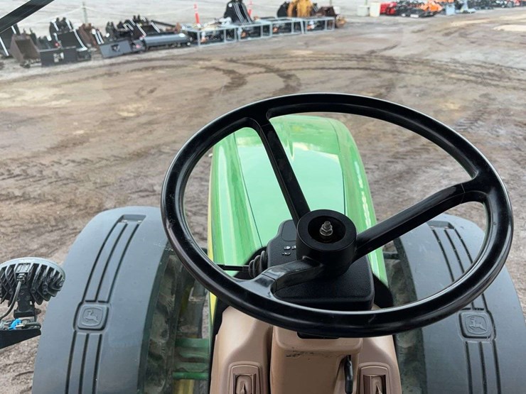 2003-john-deere-8120-image-38