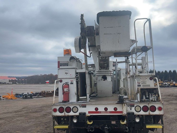 1999-freightliner-fl70-image-20