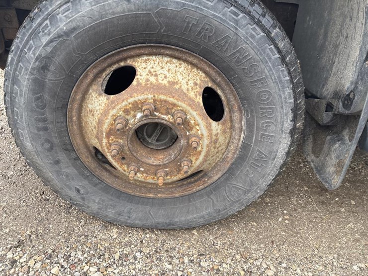 ford-f350-xl-image-40