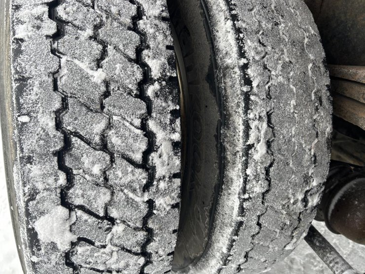 #1042-•-2000-volvo-quad-axle-dump-truck-image-70