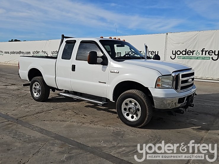 ford-f350-xlt-image-7