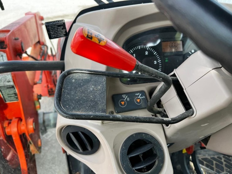 kubota-m7040hdc-image-25