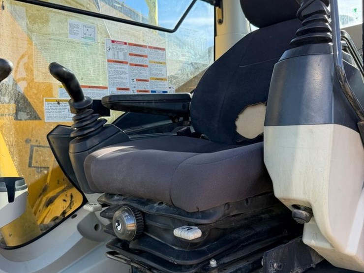 kobelco-sk140-image-31