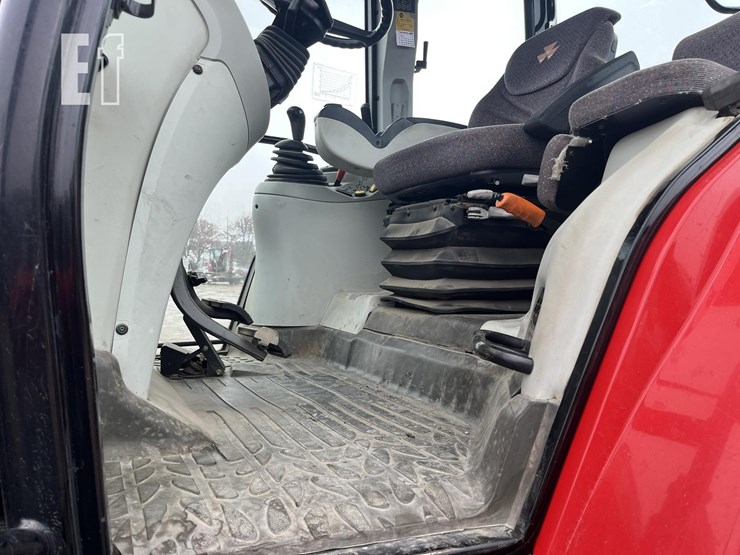 massey-ferguson-6475-image-29