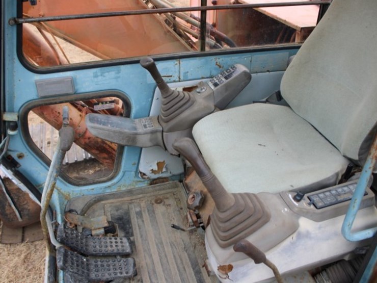 hitachi-excavator-120-3-5342-hrs-sn-12v42578-24'-boom-with-wain-roy-digging-image-16