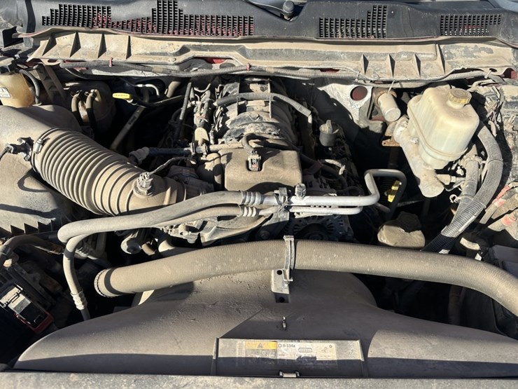 2015-dodge-ram-5500-image-37