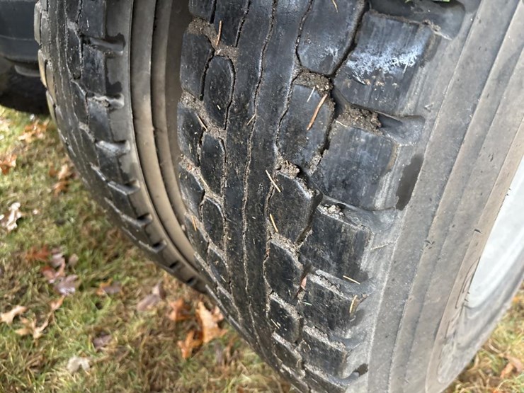 1988-peterbilt-377-image-76