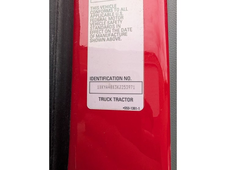 2019-kenworth-t680-image-26