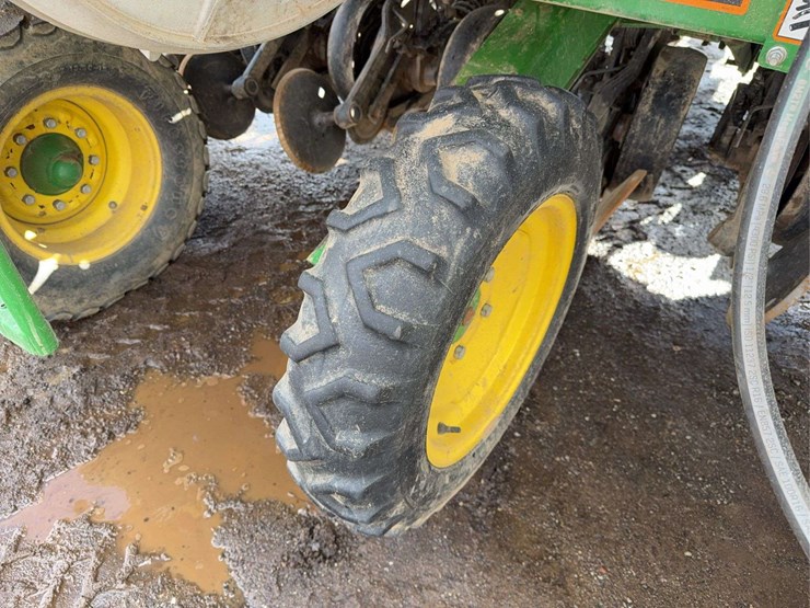2011-john-deere-1990-image-7