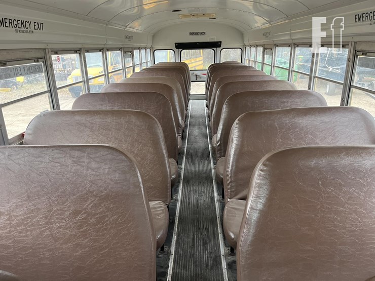 2001-gmc-b7-image-19