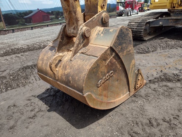 komatsu-pc290-lc-11-image-18