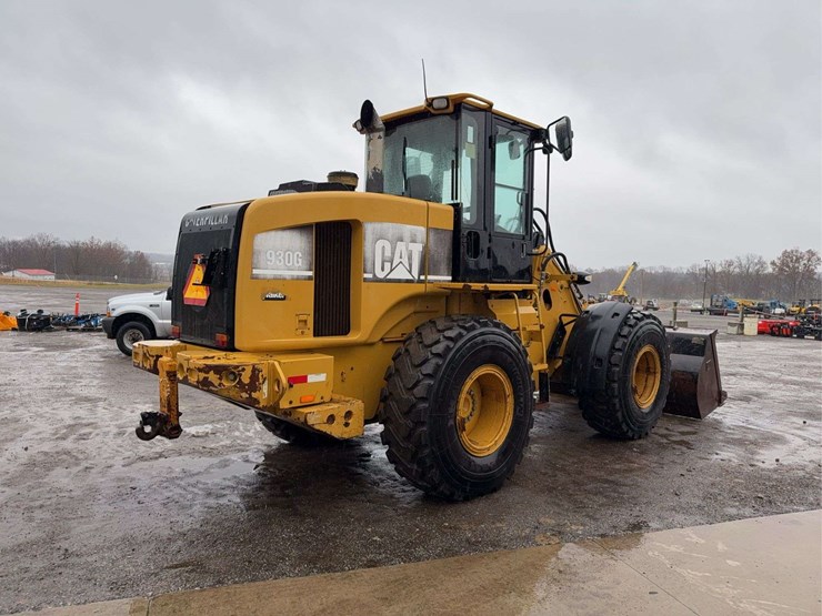 2006-caterpillar-930g-image-3