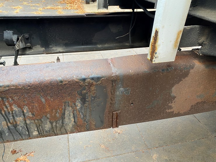 international-4700-image-18