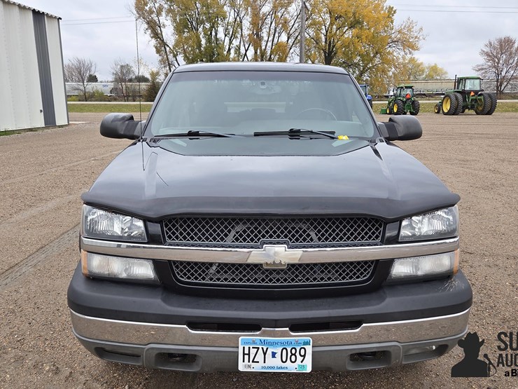 2003-chevrolet-1500hd-ls-4x4-pickup-truck-image-2