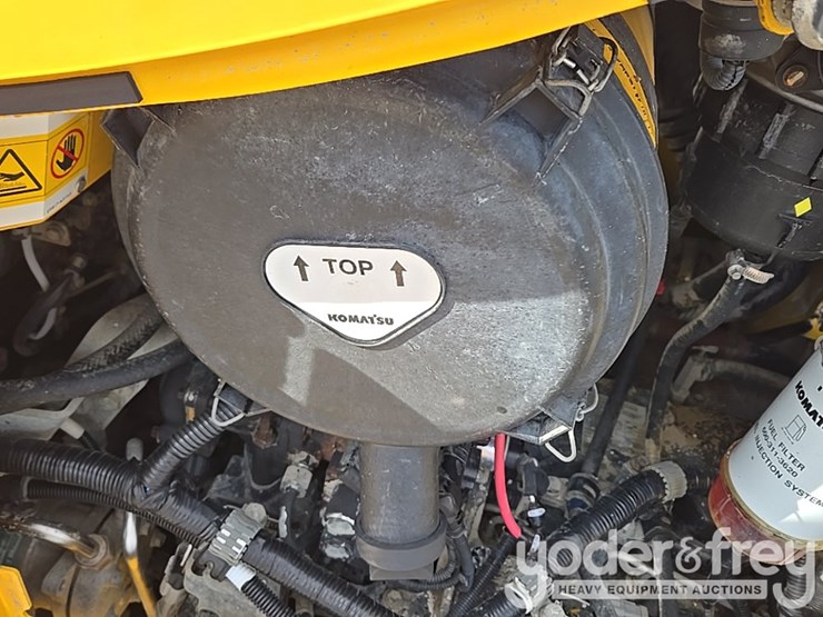 2018-komatsu-d61pxi-24-image-85