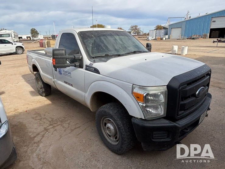 ford-f250-xl-image-4