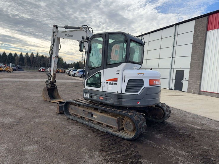 2016-bobcat-e85-image-4