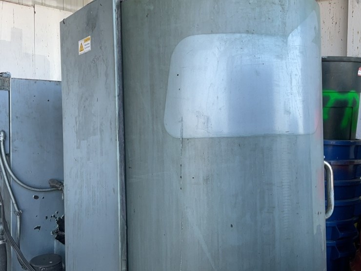 better-engineering-commercial-parts-washer-image-1