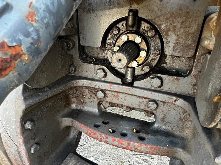 2011-challenger-mt675c-image-15