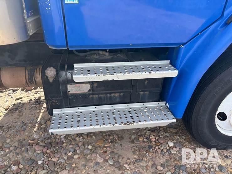 freightliner-fl106-image-43