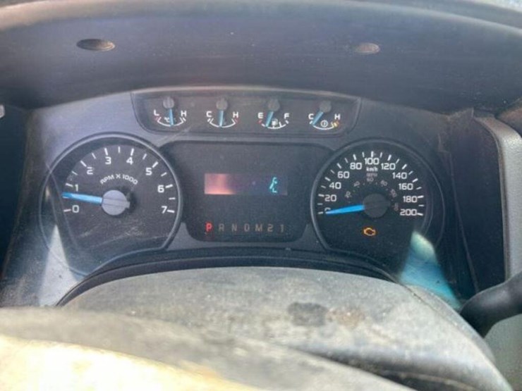 ford-f150-xl-image-8