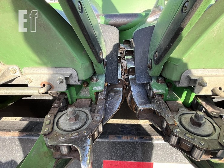 john-deere-612c-image-11