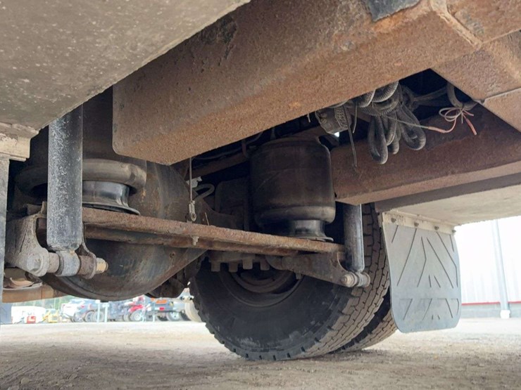 2009-ford-f750-image-45