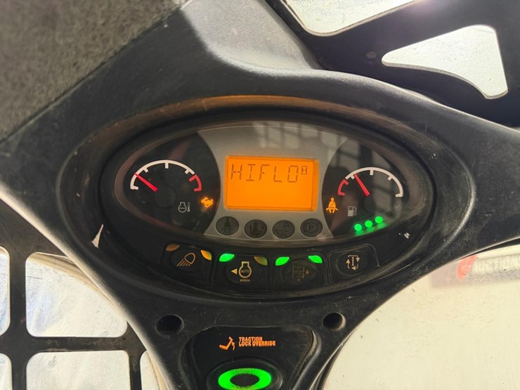 2022-bobcat-s850-image-19