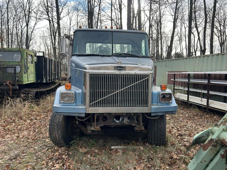 #1427-•-1989-autocar-flatbed-truck-image-8