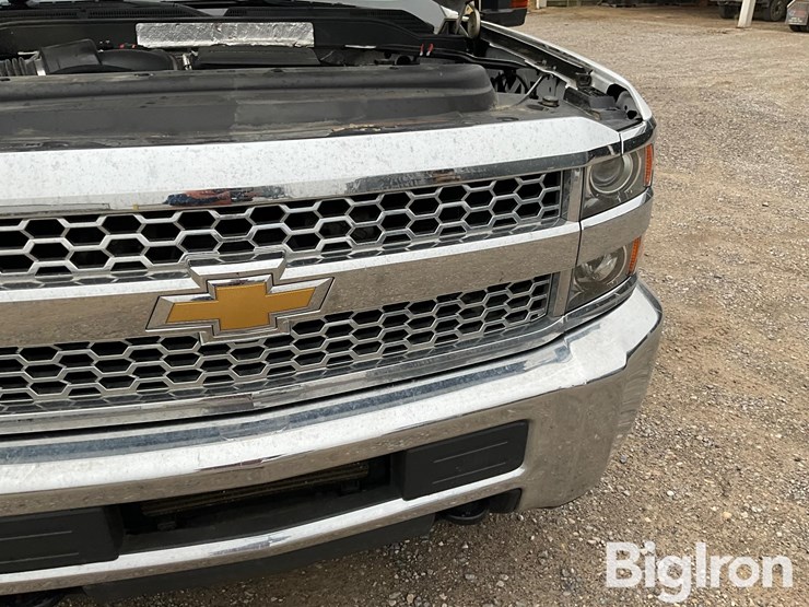 2019-chevrolet-silverado-3500-image-10