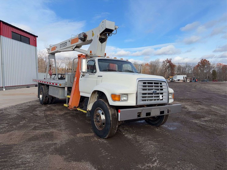 1998-ford-f800-image-3