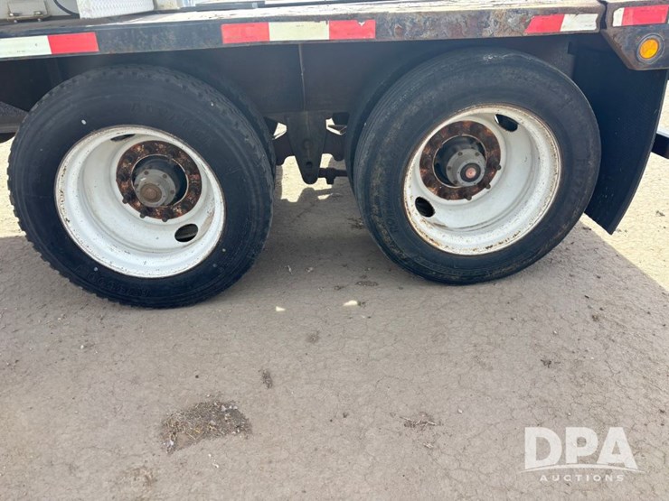 neville-tender-trailer-image-28