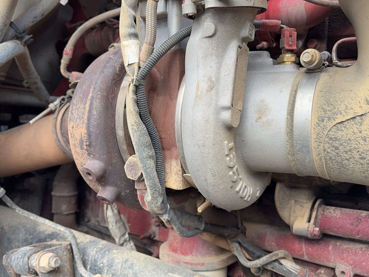 2017-kenworth-t880-image-35