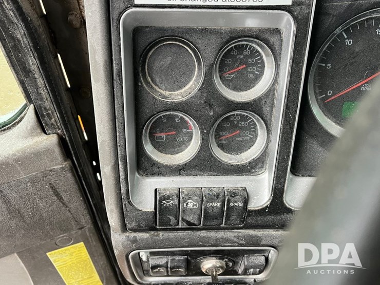 kenworth-t800-image-54