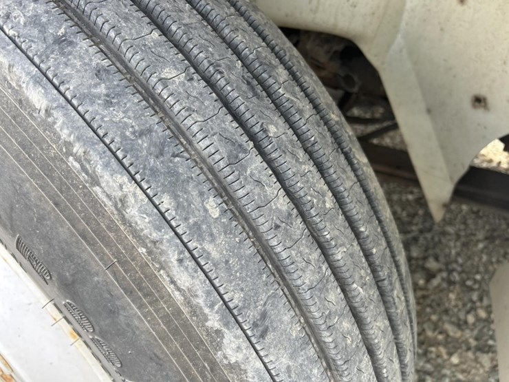 international-4000-image-102