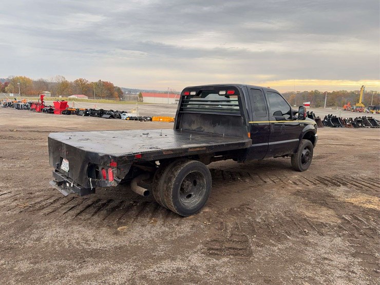 2004-ford-f450-image-3