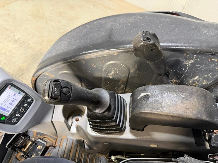 2020-kubota-u35-4-image-30